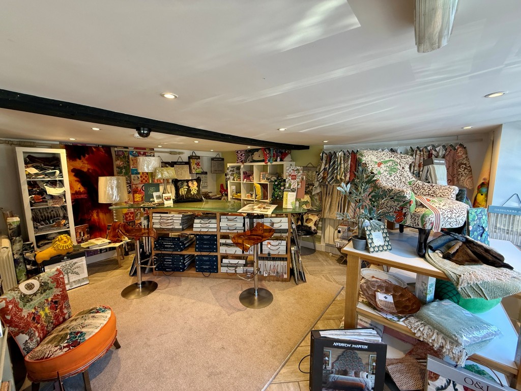 Lot: 88 - PERIOD FREEHOLD DOUBLE-FRONTED SHOP AND FLAT IN POPULAR VILLAGE LOCATION - View of shop one
